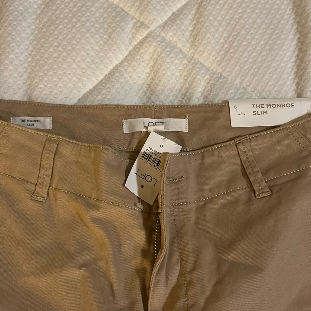 Brand new women’s curvy khakis.